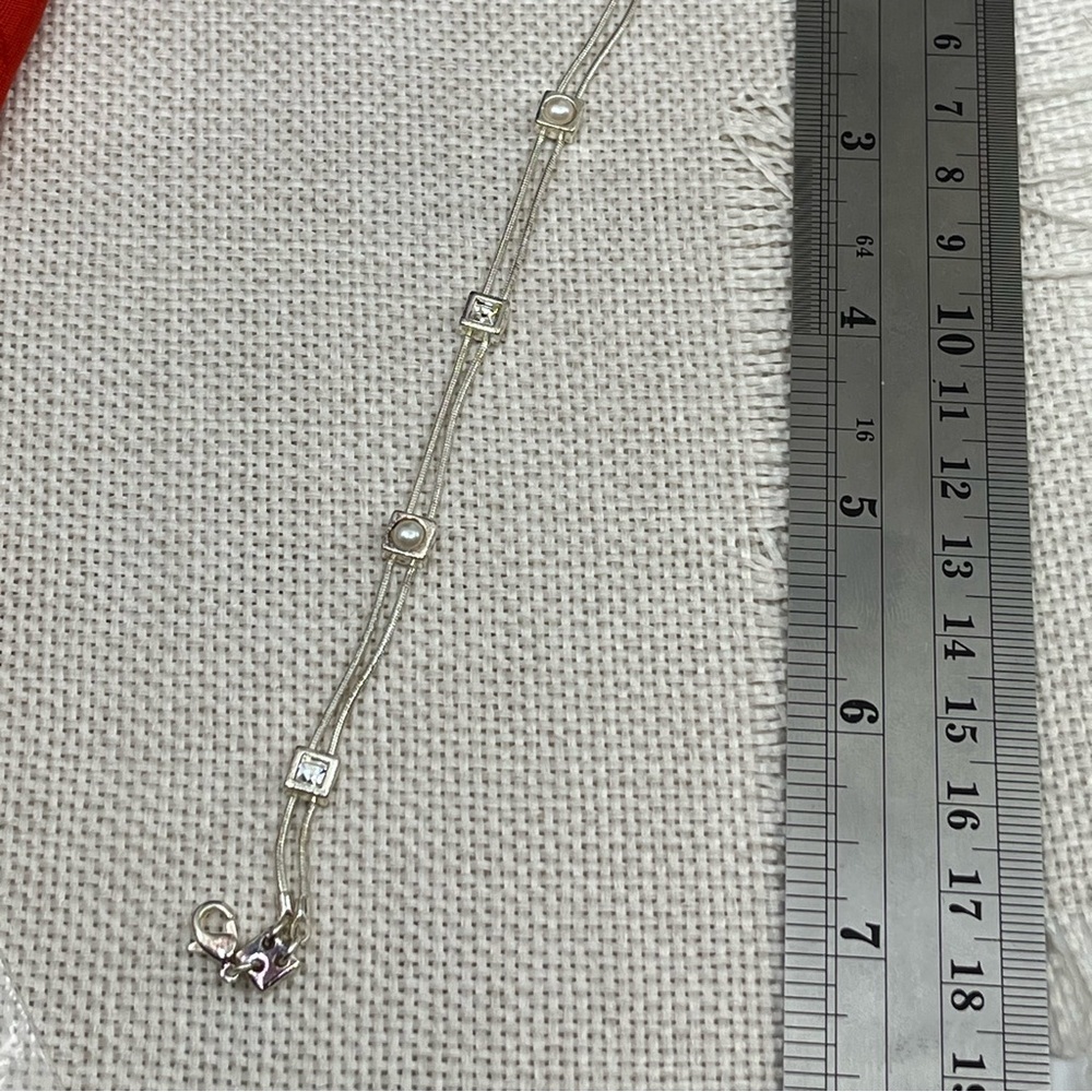 ✨ Vintage Silver-Tone Double-Strand Bracelet with CZ and Faux Pearls - Picture 11 of 12